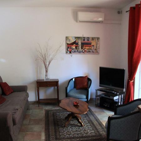 Appartement Avec Patio Et Garage Centre Ville Et Plage Sanary-sur-Mer Esterno foto