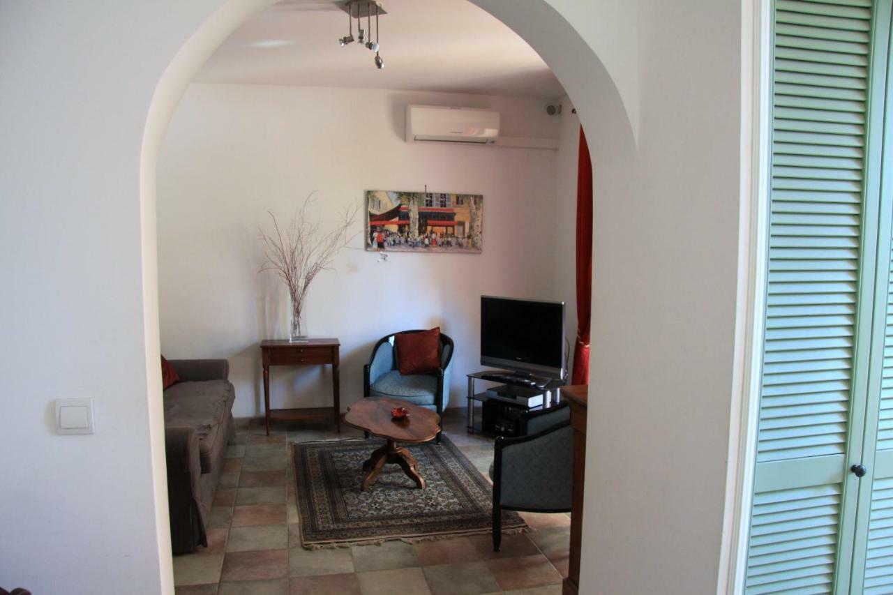 Appartement Avec Patio Et Garage Centre Ville Et Plage Sanary-sur-Mer Esterno foto